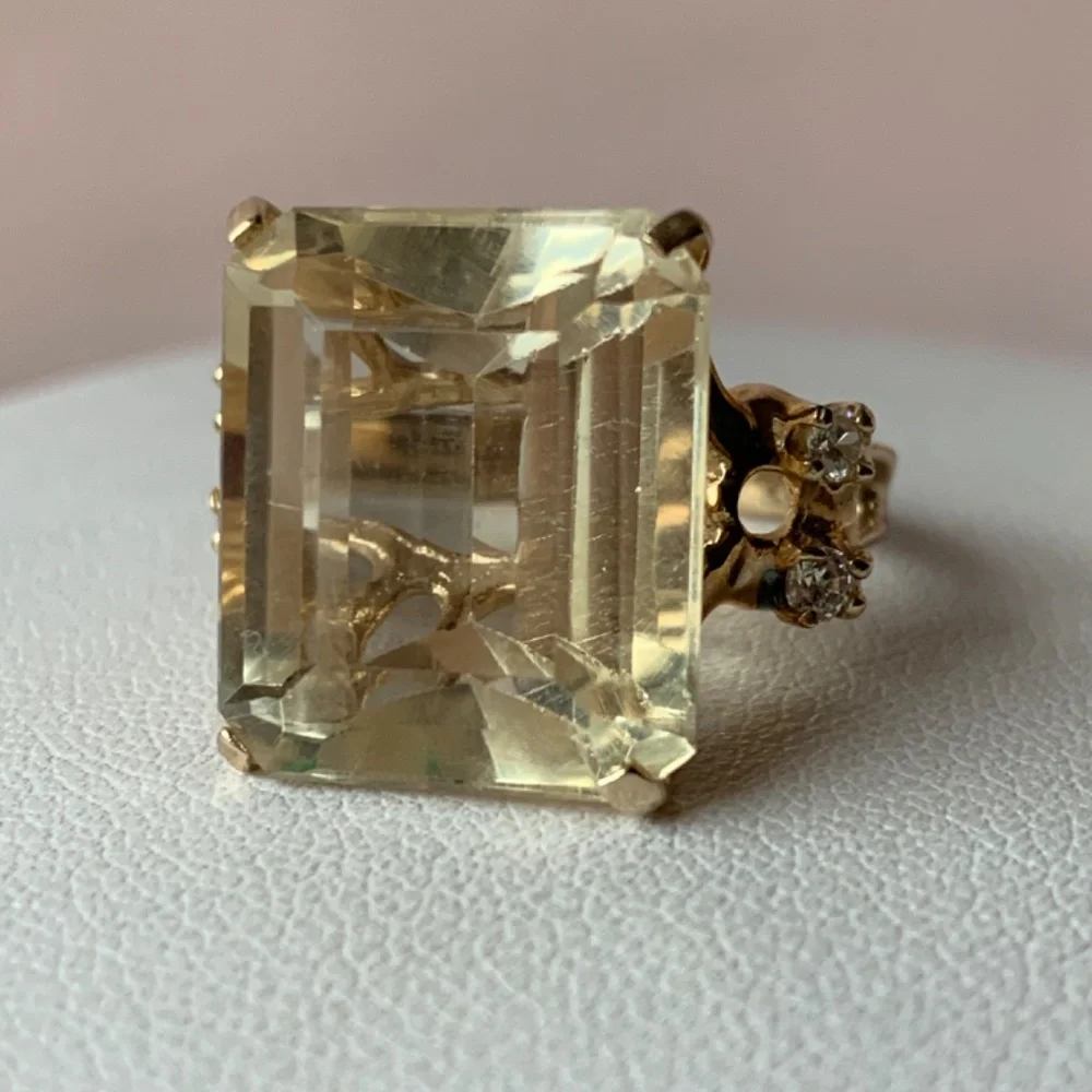 VINTAGE 14K YELLOW GLD HUGE EMERALD STEP CUT LEMON CITRINE QUARTZ RING STATEMENT - Picture 5 of 16